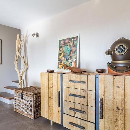 L'Odyssee Provencale, Un Duplex De Charme De 2 Chambres Au Pied Du Village Medieval De Bormes-Les-Mimosas, Offrant Des Prestations Haut De Gamme Et Une Superbe Vue Sur Le Massif Des Maures Exterior photo
