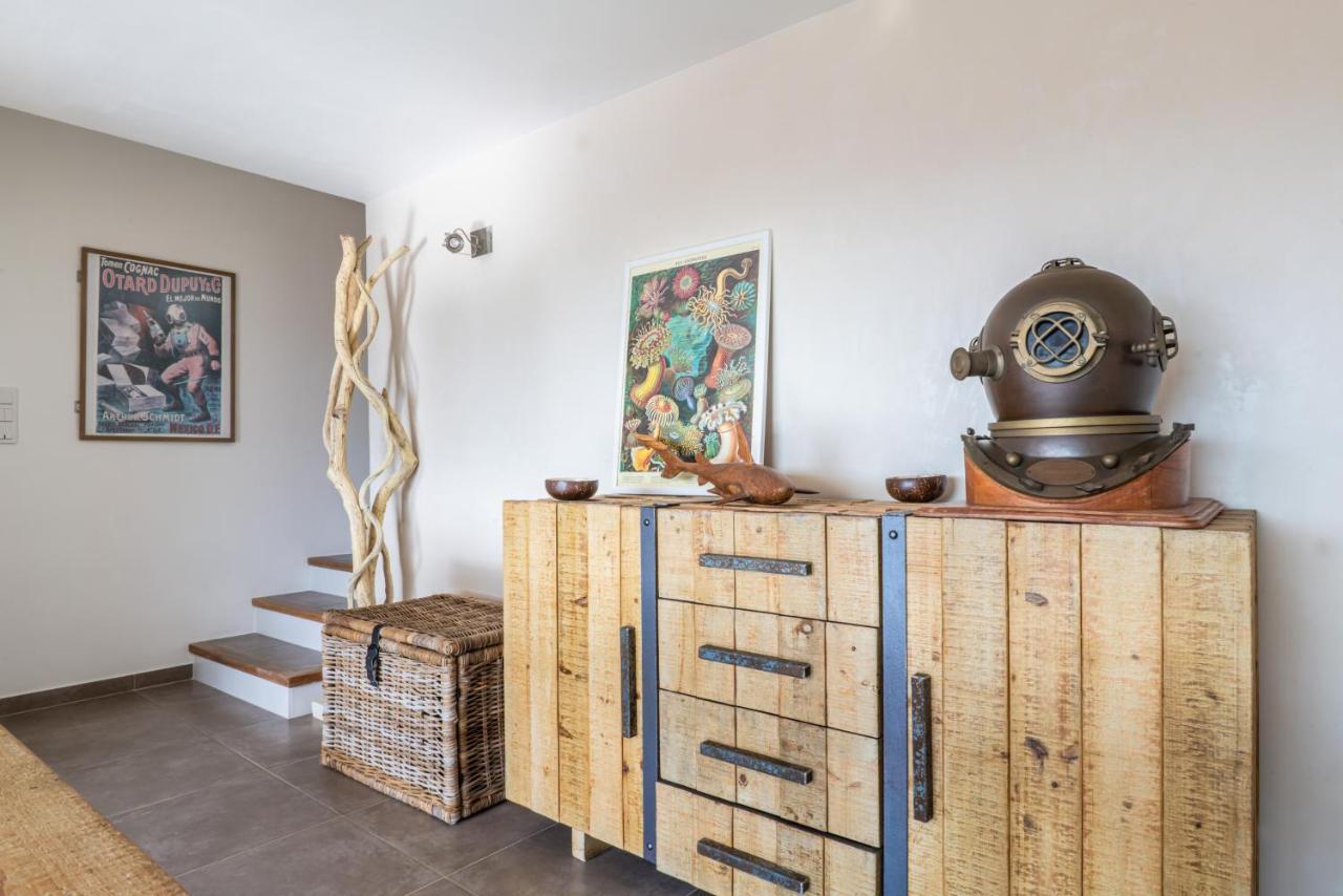 L'Odyssee Provencale, Un Duplex De Charme De 2 Chambres Au Pied Du Village Medieval De Bormes-Les-Mimosas, Offrant Des Prestations Haut De Gamme Et Une Superbe Vue Sur Le Massif Des Maures Exterior photo