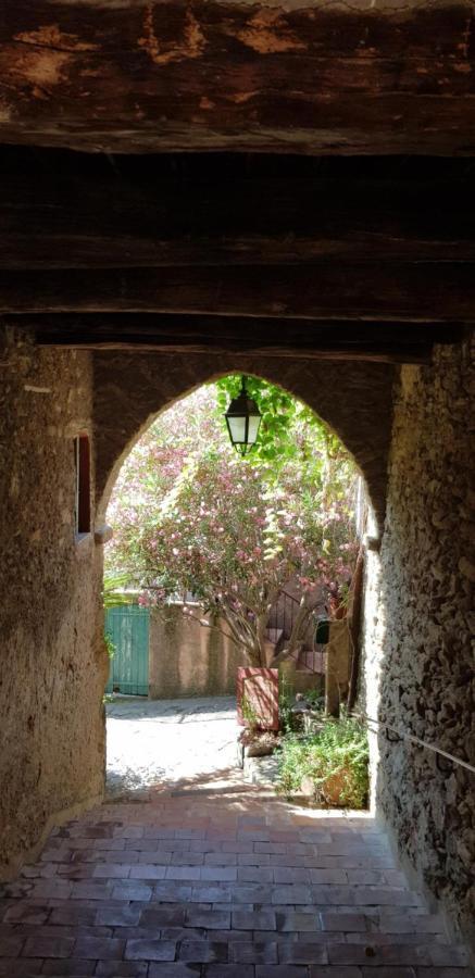 L'Odyssee Provencale, Un Duplex De Charme De 2 Chambres Au Pied Du Village Medieval De Bormes-Les-Mimosas, Offrant Des Prestations Haut De Gamme Et Une Superbe Vue Sur Le Massif Des Maures Exterior photo