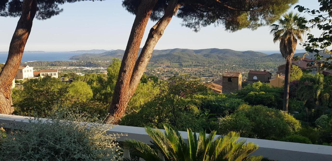 L'Odyssee Provencale, Un Duplex De Charme De 2 Chambres Au Pied Du Village Medieval De Bormes-Les-Mimosas, Offrant Des Prestations Haut De Gamme Et Une Superbe Vue Sur Le Massif Des Maures Exterior photo